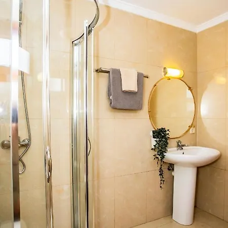 Vila Valeria With Private Heated Pool Hot Tub And Childrens Play Area *