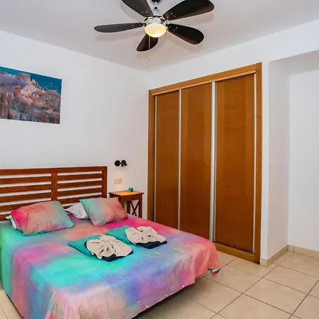 Valeria With Private Heated Pool Hot Tub And Childrens Play Area *