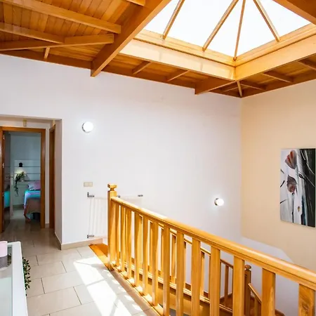 Vila Valeria With Private Heated Pool Hot Tub And Childrens Play Area Playa Blanca (Lanzarote)